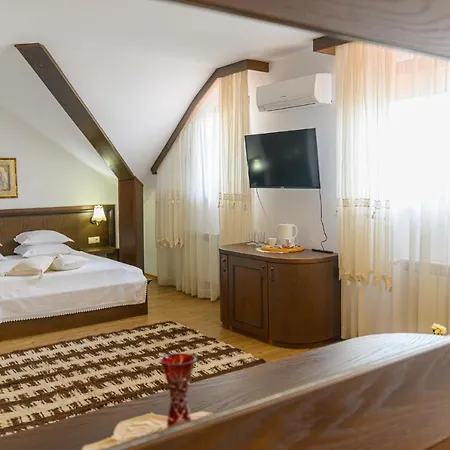 Boutique L Do Rado 3*