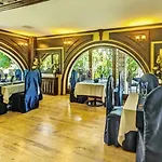 Boutique L Do Rado 3* София