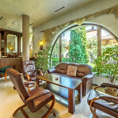 Отель Boutique L Do Rado 3*