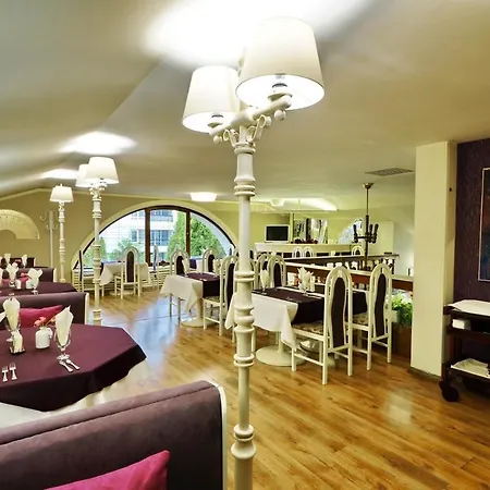 Boutique L Do Rado 3* ソフィア